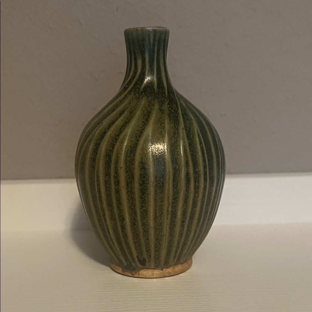 Buck Pottery Green Ceramic Vase